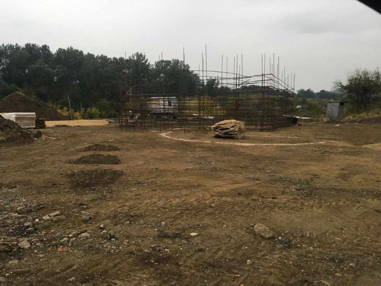 Помощь нуждающимся